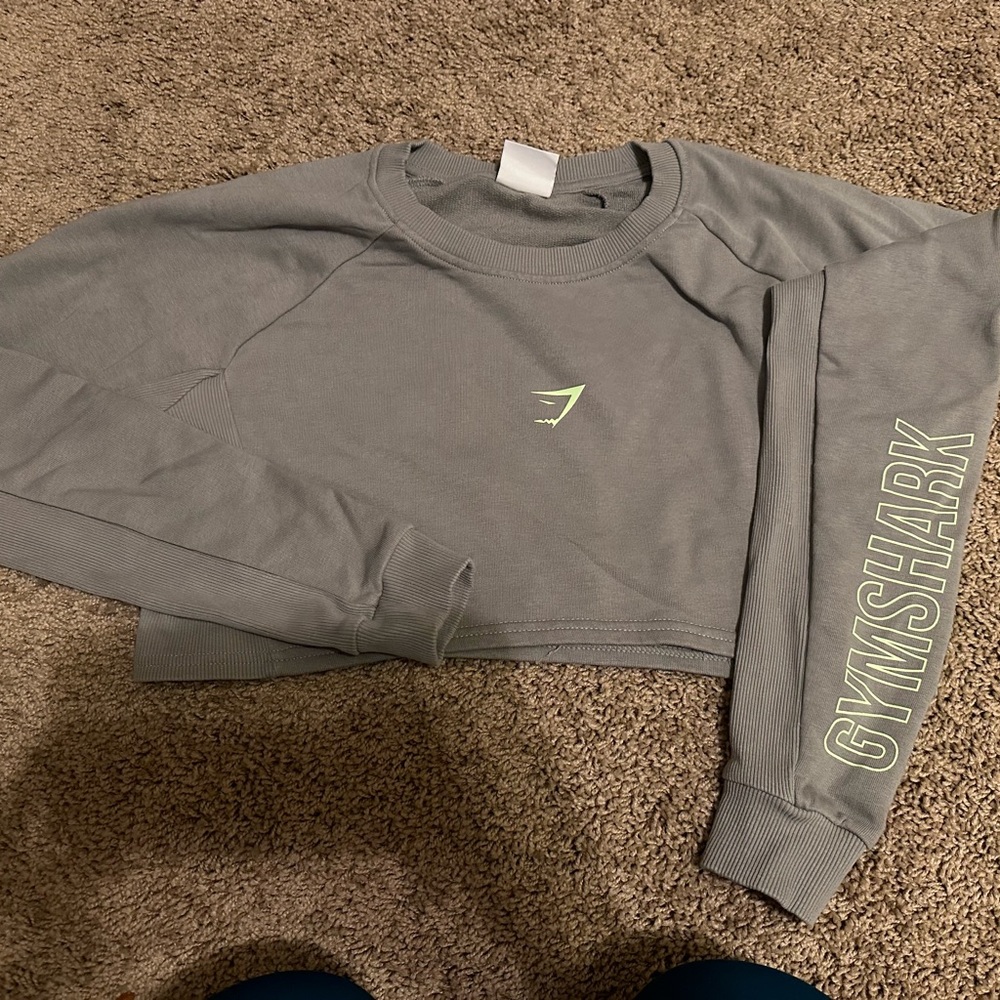 Gymshark Cropped Crewneck size Small